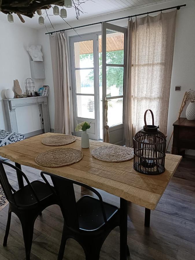 Saint-Just-le-Martel Chambre D'Hotes Independante A La Campagne מראה חיצוני תמונה