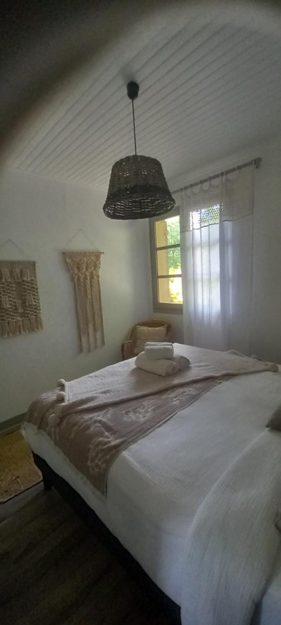 Saint-Just-le-Martel Chambre D'Hotes Independante A La Campagne מראה חיצוני תמונה